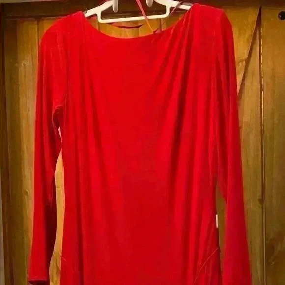 Leena By Mac Duggal Long Sleeve Cowl Back Red Jersey Gown 25929-New - Picture 3 of 16